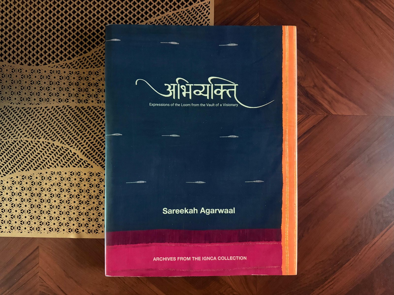 ‘ABHIVYAKTI’ EXHIBITION CATALOG NOW AVAILABLE AT 
ASMITAA’S INHOUSE LIBRARY
